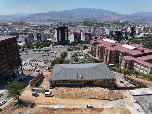 COURTHOUSE HYBRID CENTER