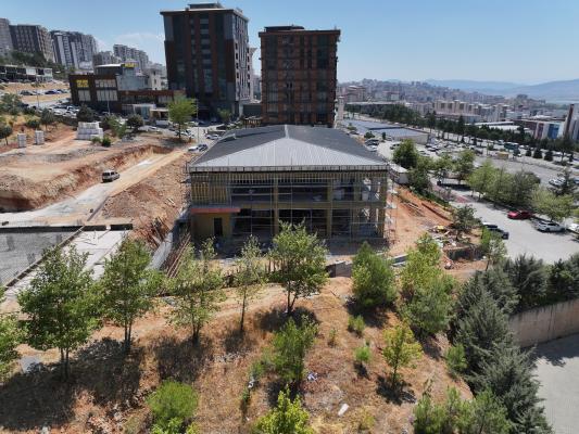 COURTHOUSE HYBRID CENTER