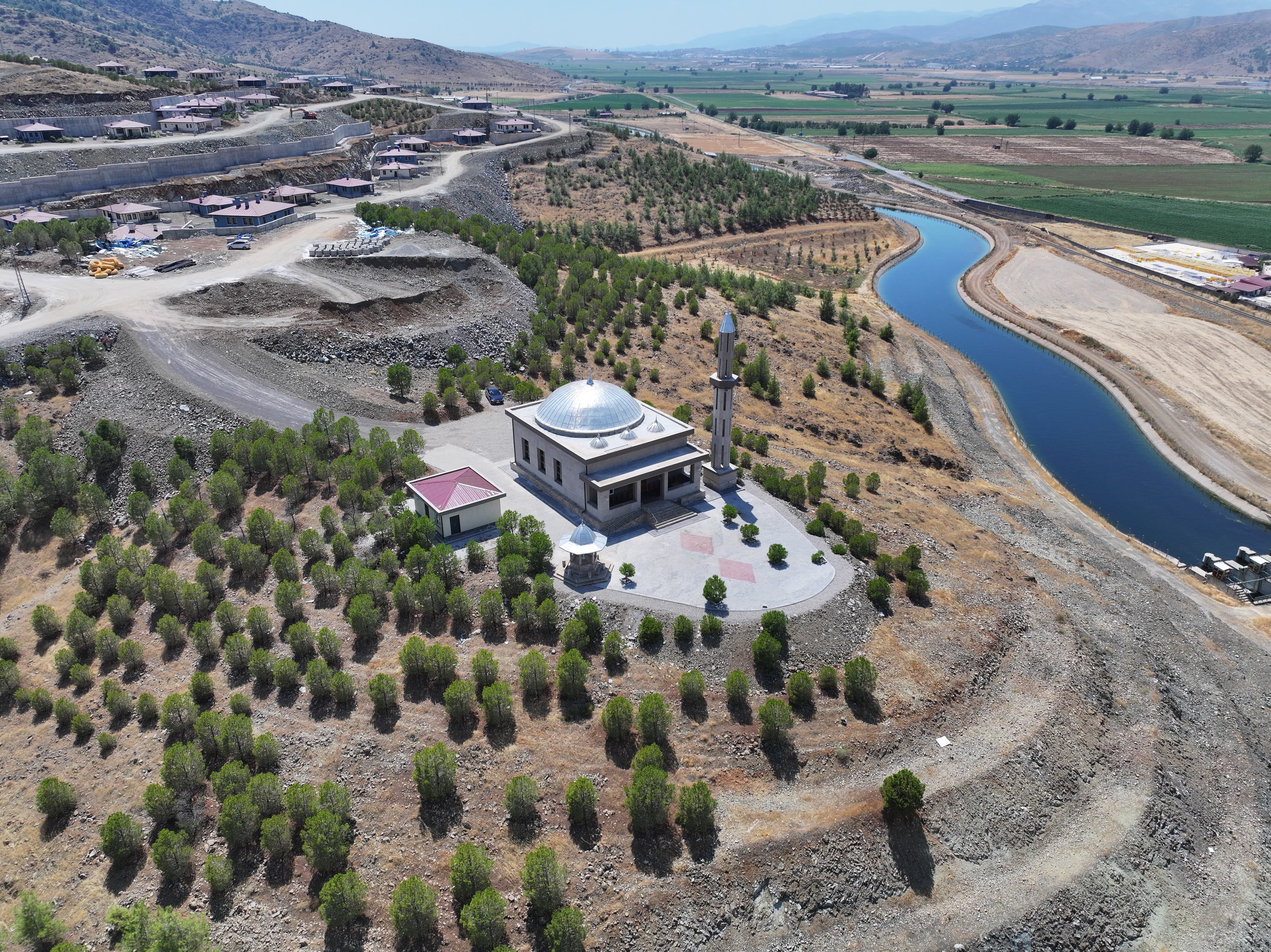 ŞEREFOĞLU MOSQUE